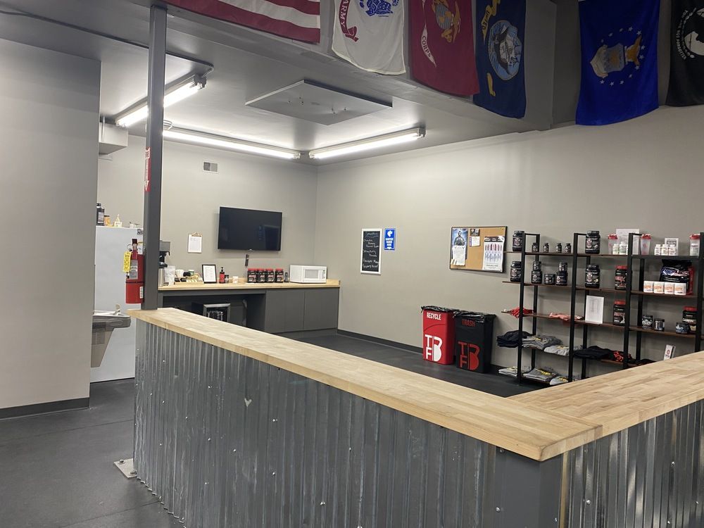 Thrive Fitness Building: 116 Gateway Dr, North Sioux City, SD 57049